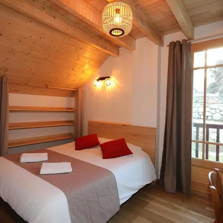 Classe 5 Etoiles Avec Bain Nordique Entierement Neuf Chalet