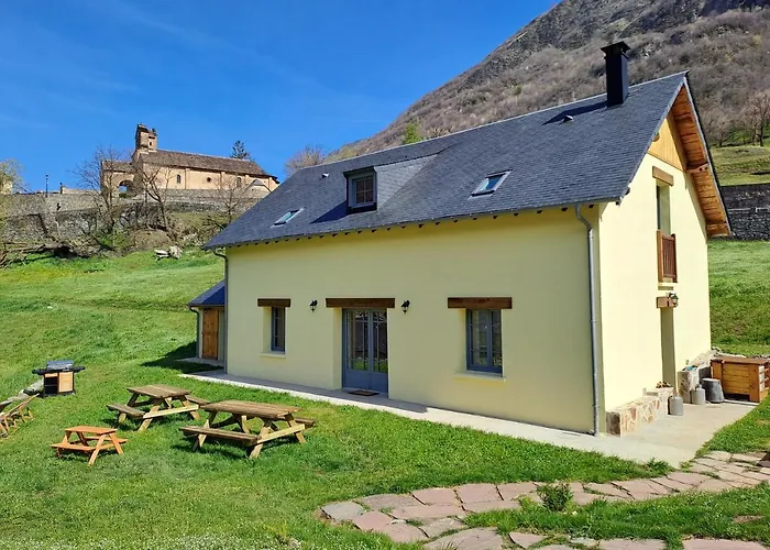Classé 5 étoiles Avec Bain Nordique Entièrement Neuf Chalet